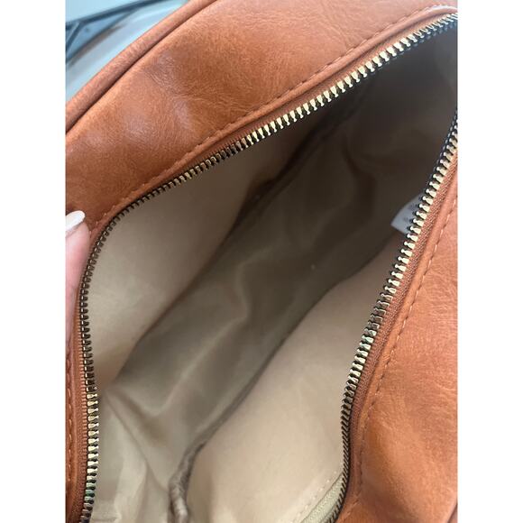 Preppy leather handbag with decorative strap. New - Picture 7 of 7